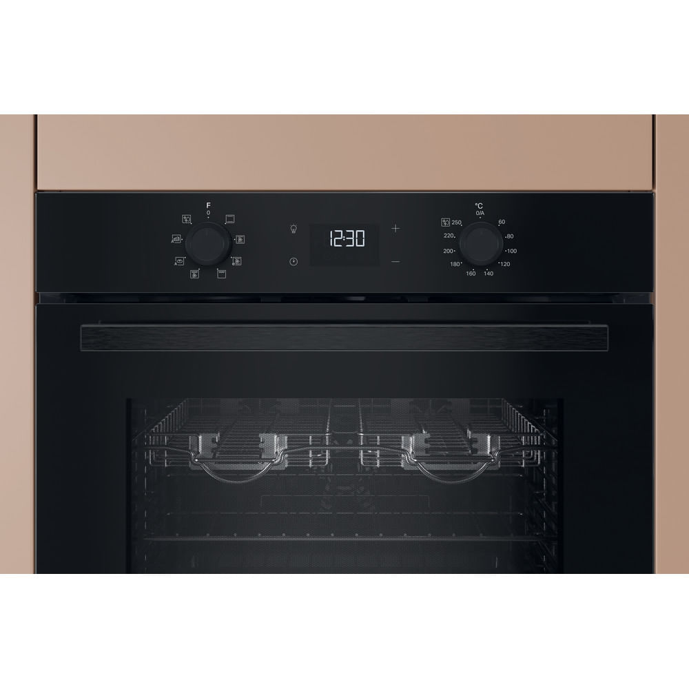 Hotpoint HO455HZBUK Class 2 Built-In Single Multifunction Oven with Multiflow and Easy Grill Black