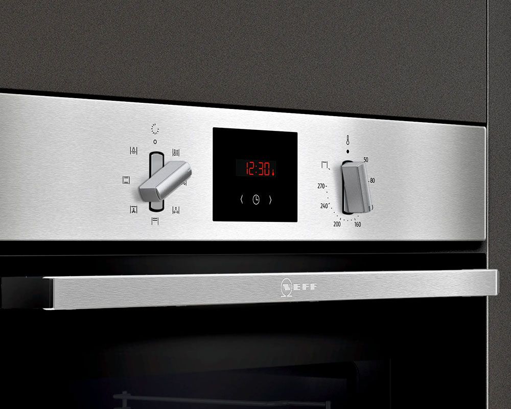 Neff B1GCC0AN0B N30 Built-in Electric Single Oven Stainless Steel
